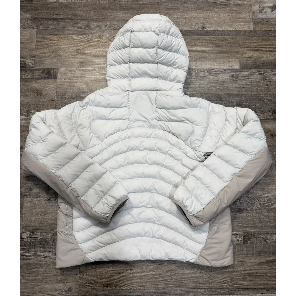 Nike ACG Lava Flow Therma-Fit ADV Jacket White Photon Dust HM9963-025